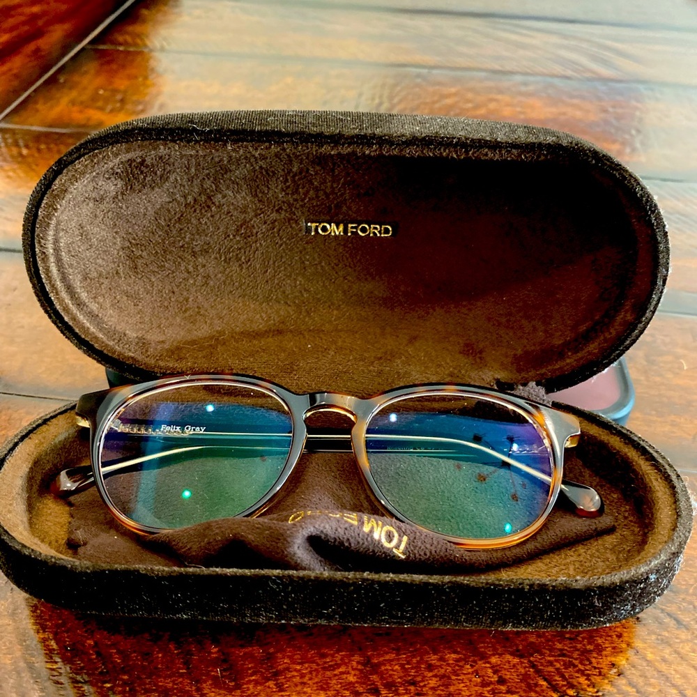 Tom Ford eye glasses.  Unisex